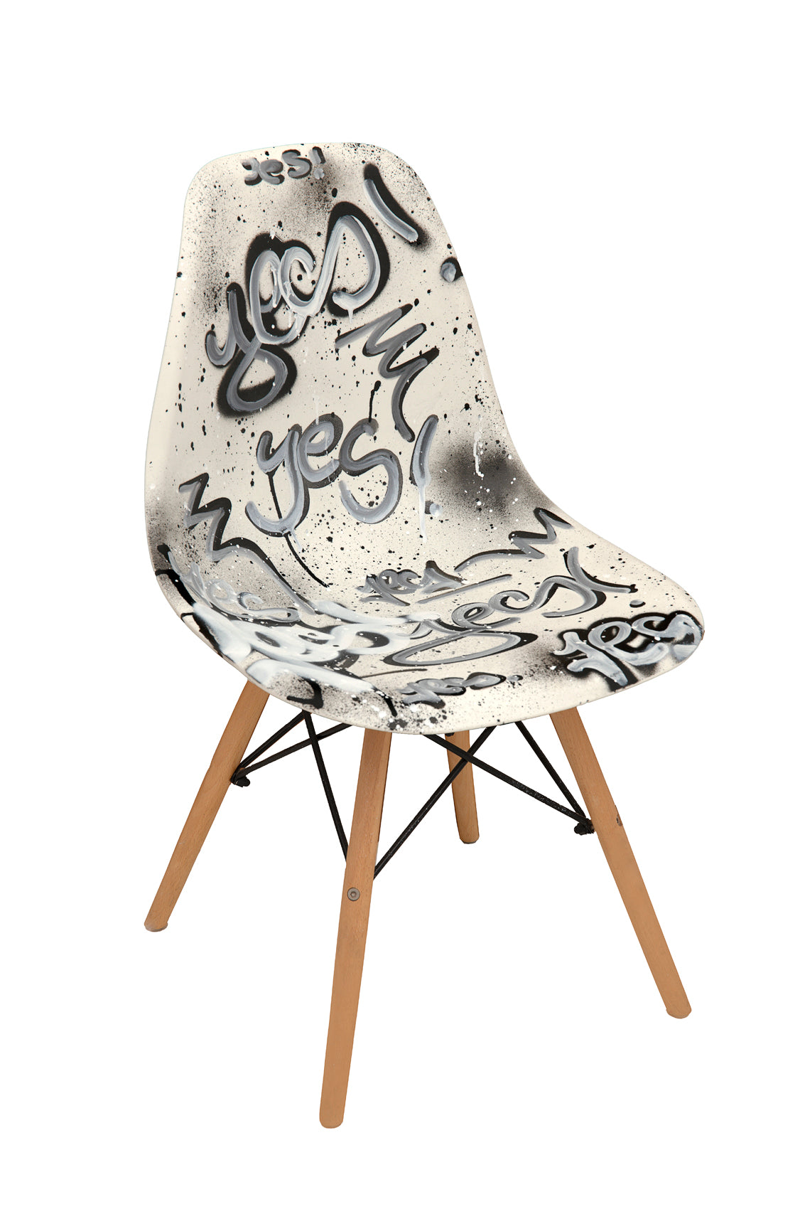 Amber Goldhammer - Yes! Chair, 2023 (Sculpture) - Ethos Arts Inc.