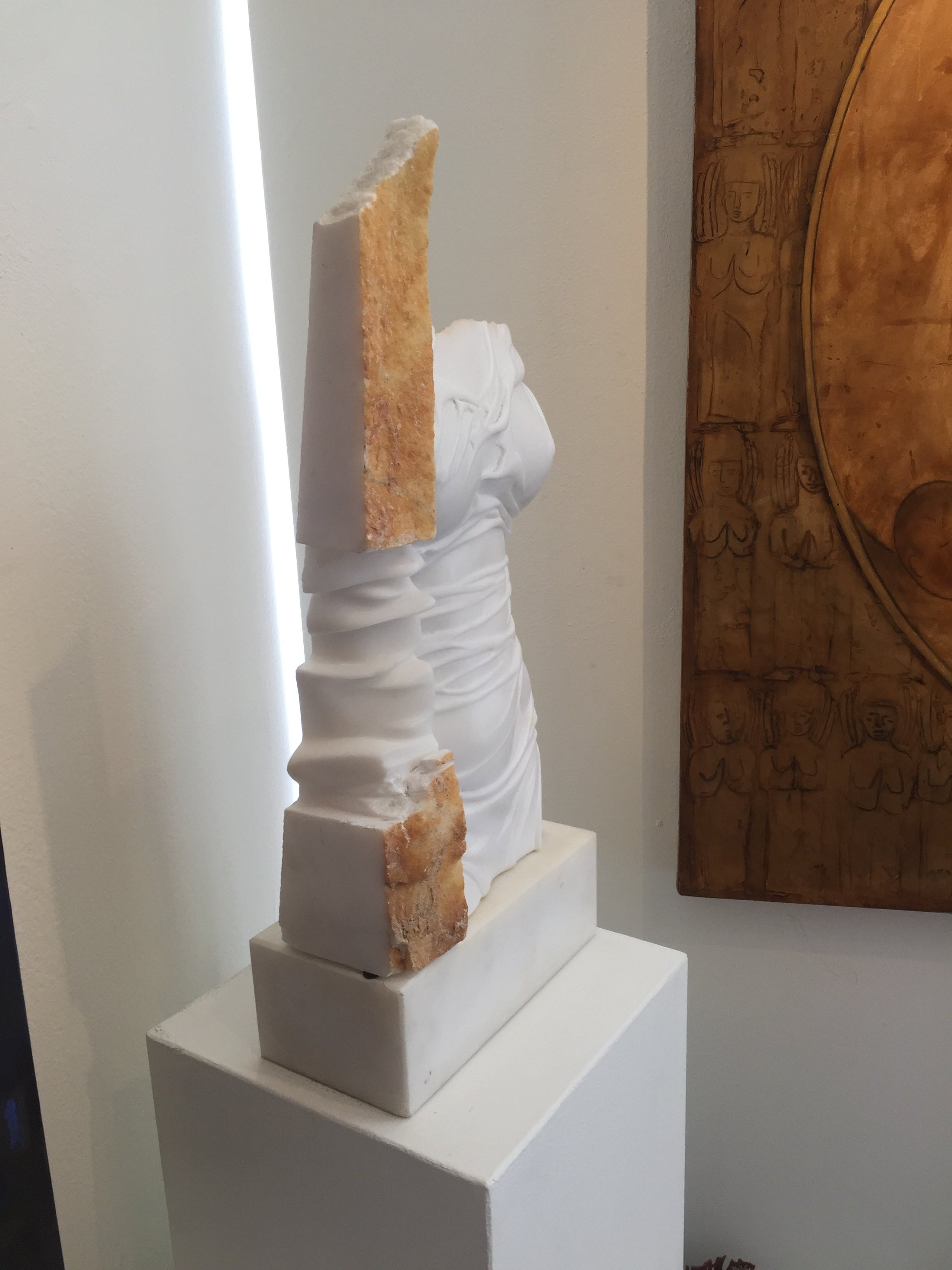 Marton Varo - Aphrodite (sculpture) - Ethos Arts Inc.