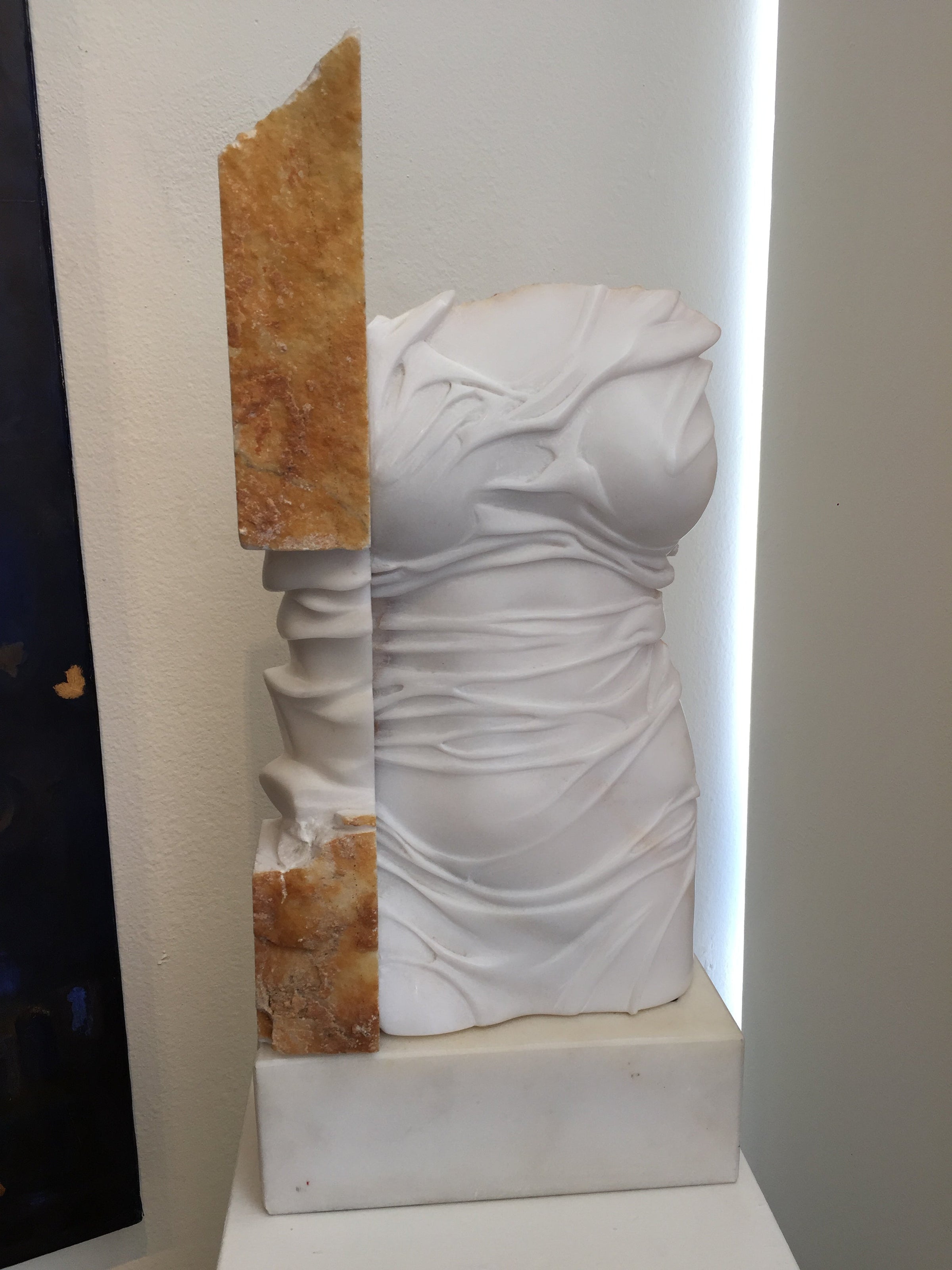 Marton Varo - Aphrodite (sculpture) - Ethos Arts Inc.